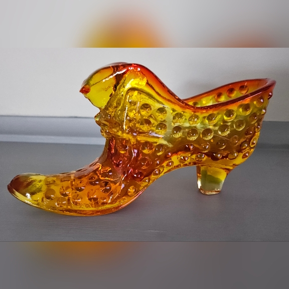 Fenton Hobnail Boot With Cat - Picture 1 of 6